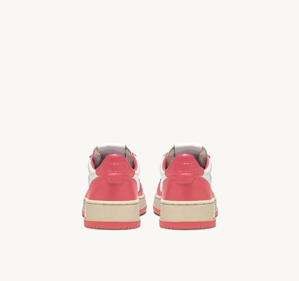 MEDALIST SNEAKERS